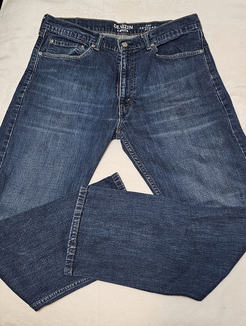 Size 36x32 Denizen from Levi's Indigo Straight-Leg Jeans